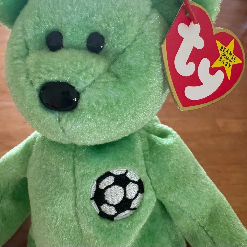 Vintage Ty Beanie Baby Kicks the Green Soccer Bear Babies Retired - Picture 2 of 5